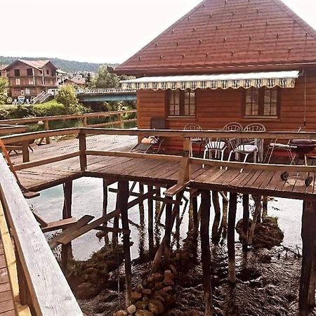 Natural Paradise บอซันสกาครูปา ภายนอก รูปภาพ
